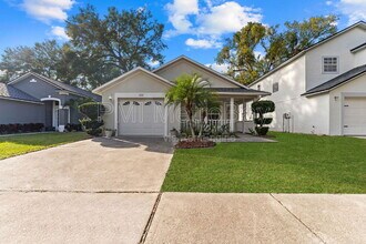 5232 Mango Fruit St in Seffner, FL - Foto de edificio - Building Photo