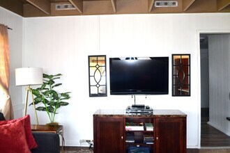 47-381 Ahuimanu Rd in Kaneohe, HI - Building Photo - Building Photo