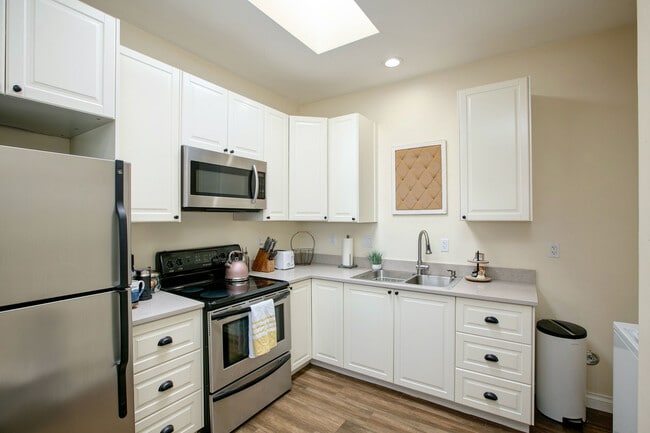 172 Landale Ln, Unit Guesthouse in El Cajon, CA - Foto de edificio - Building Photo