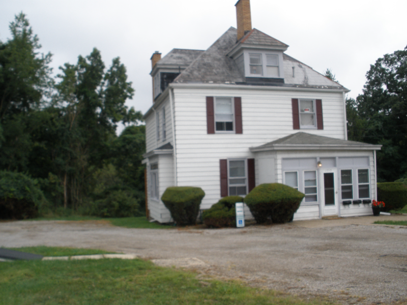 1715 Jackson St in Aliquippa, PA - Building Photo