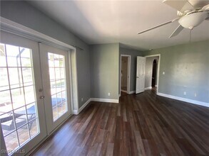 814 SE 21st Ave in Cape Coral, FL - Building Photo - Building Photo