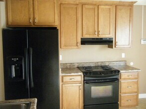 4625 Pigeon Oaks Dr in Valdosta, GA - Building Photo - Building Photo