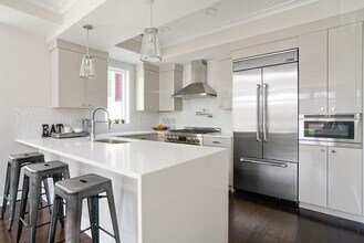2 Loring St in Somerville, MA - Building Photo - Building Photo