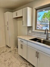 445 Rim Rd in Los Alamos, NM - Foto de edificio - Building Photo
