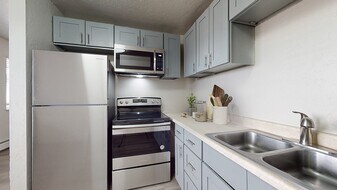 Marlu in Denver, CO - Building Photo