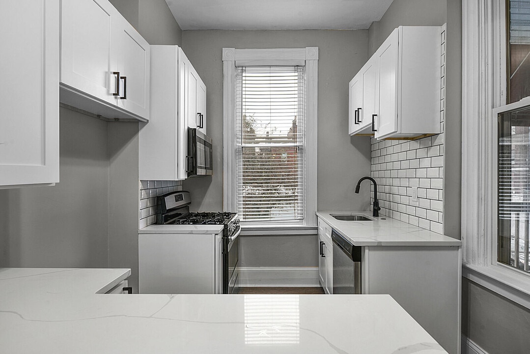 2205 S 11th St, Unit 2205 in St. Louis, MO - Building Photo