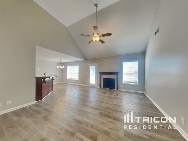 3713 Nadia Dr in Clarksville, TN - Building Photo - Building Photo