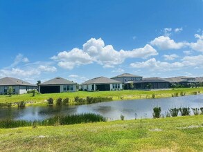5654 Equator Ct in Nokomis, FL - Building Photo - Building Photo