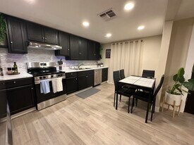 1983 E Don Carlos Ave, Unit Cozy in Tempe, AZ - Building Photo