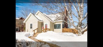 445 E Oxford St in Duluth, MN - Building Photo