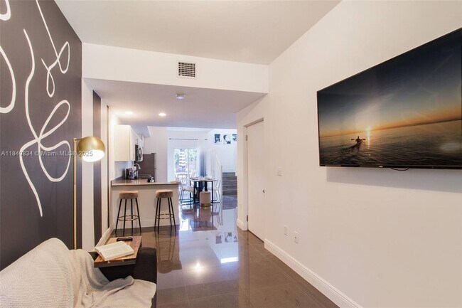 5129 NW 5th Ave in Miami, FL - Building Photo - Building Photo