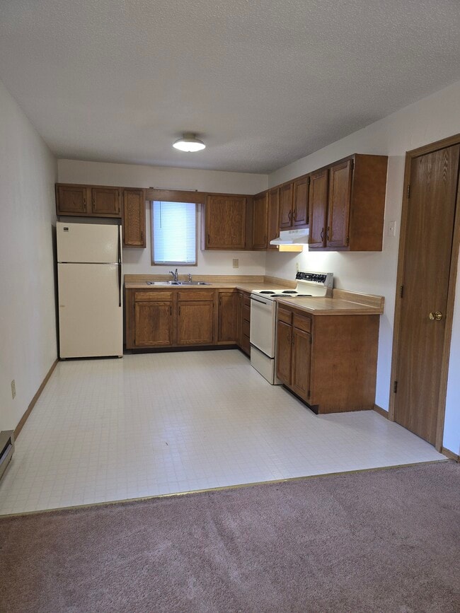 104 E Mill St, Unit #3