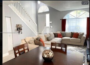 409 NW 87th Ln in Coral Springs, FL - Building Photo - Building Photo