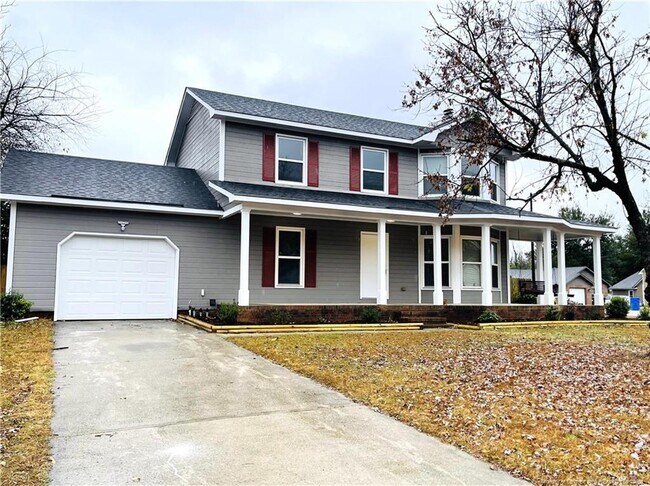 5767 Pepperbush Dr in Fayetteville, NC - Building Photo - Building Photo