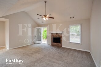 160 Creekstone Ct in Covington, GA - Building Photo - Building Photo