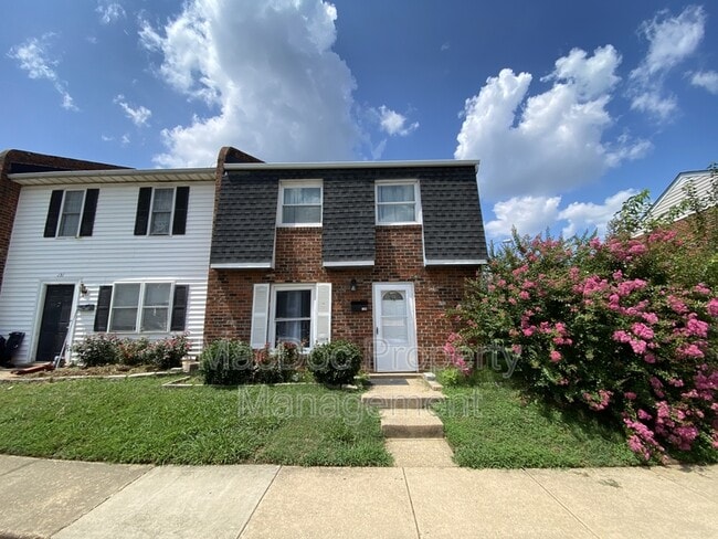 129 Hickok Cir