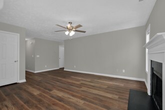 107 Yaupon Ct in Raeford, NC - Building Photo - Building Photo