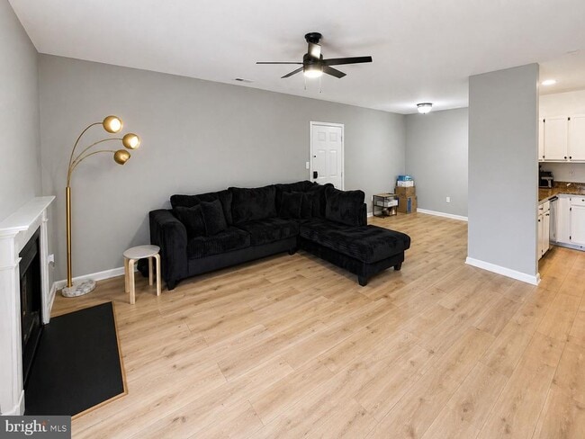 601 Forest Walk Ln in Odenton, MD - Building Photo - Building Photo