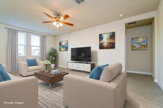 214 Lovely Ct in Plant City, FL - Building Photo - Building Photo