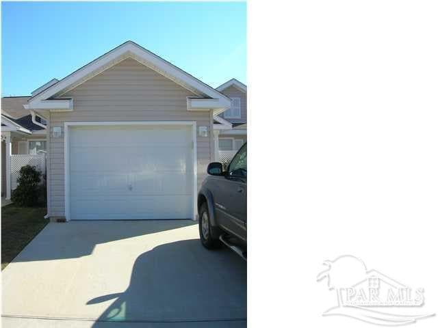 property at 7885 Stonebrook Dr