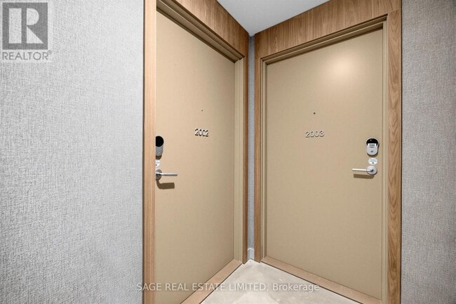 1 Quarrington Lane in North York, ON - Building Photo - Building Photo