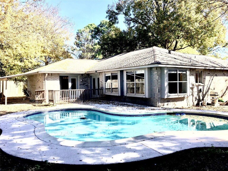 14626 Wind Hollow Cir in Houston, TX - Building Photo