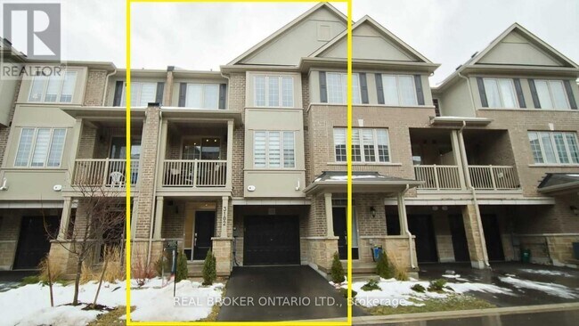 property at 3102 Biltmore Common