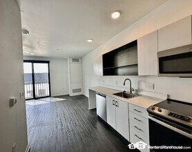 329 5th St in West Des Moines, IA - Building Photo - Building Photo