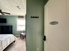 2110 Melon St in Deridder, LA - Foto de edificio - Building Photo