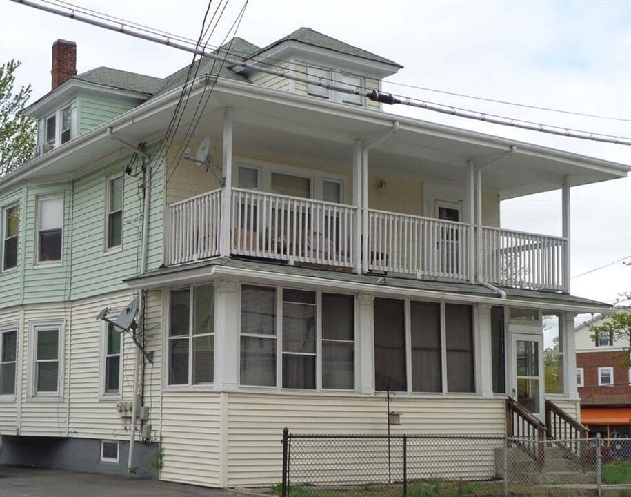 223-225 Front St in Woonsocket, RI - Building Photo