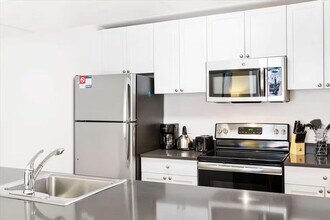 330 River St, Unit SI ID1055554P in Hoboken, NJ - Building Photo - Building Photo