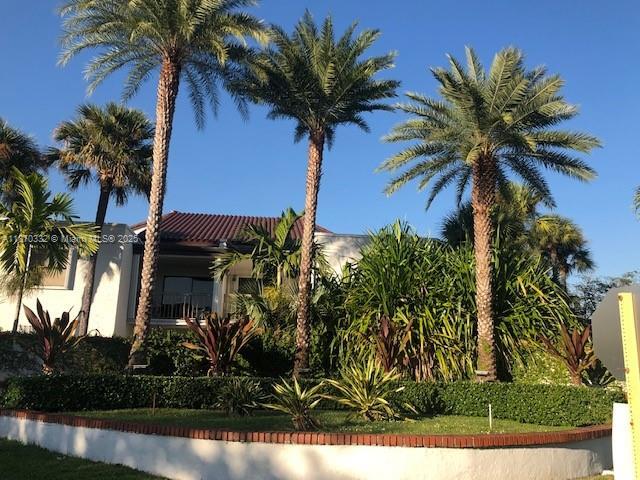 9421 Fontainebleau Blvd in Miami, FL - Building Photo - Building Photo