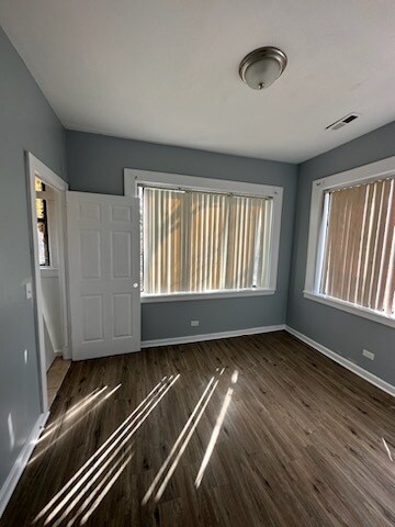 2701 E 75th Pl, Unit 3 in Chicago, IL - Foto de edificio