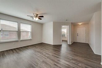 3012 Southern Hills Ln in Mesquite, TX - Building Photo - Building Photo