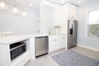 141 Adams St in New Bedford, MA - Building Photo - Building Photo