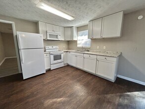 8798 Pinon Dr in Jacksonville, FL - Building Photo - Building Photo