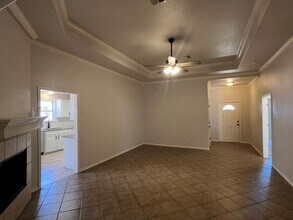 3822 Julia Cir in Corpus Christi, TX - Foto de edificio - Building Photo