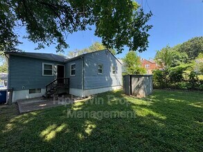 220 Superior Dr in Ferguson, MO - Building Photo - Building Photo