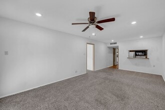 1206 Hi Stirrup in Horseshoe Bay, TX - Building Photo - Building Photo