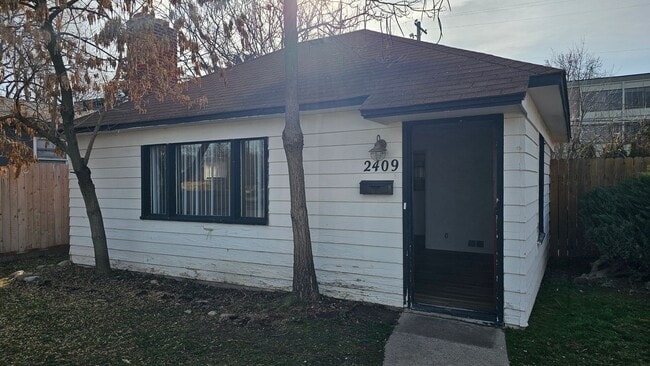 property at 2413-2413 Jean St