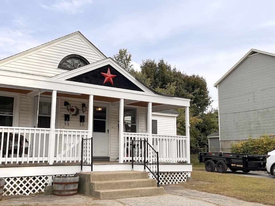 5 Hamel Ave, Unit 5C in Allenstown, NH - Building Photo