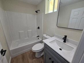 13938 Ragus St in La Puente, CA - Building Photo - Building Photo