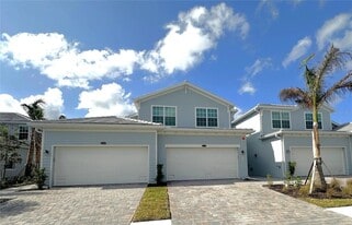 14185 Poppy Fld Lp, Unit 130 in Punta Gorda, FL - Building Photo