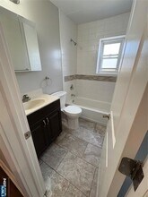 215 Aycrigg Ave in Passaic, NJ - Building Photo - Building Photo