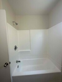 331 Windsor Rd photo'