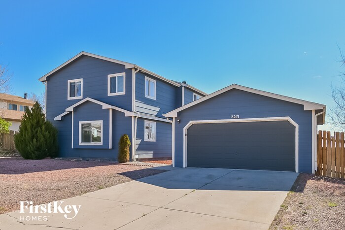 2213 Moccassin Dr in Colorado Springs, CO - Building Photo