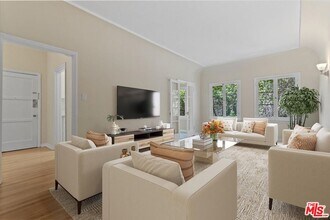 6217 Orange St in Los Angeles, CA - Building Photo - Building Photo