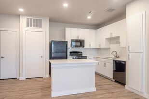 Trinity Grove in Beaumont, TX - Building Photo