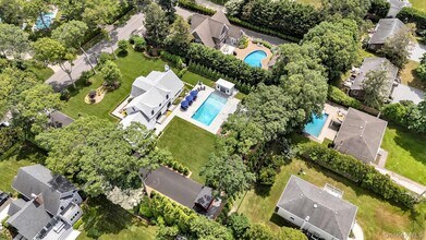 99 Beach Rd in Westhampton Beach, NY - Building Photo - Building Photo