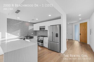 2000 Beachwood Dr in Los Angeles, CA - Building Photo - Building Photo